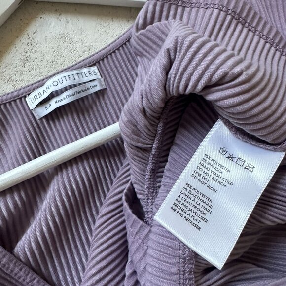 Urban Outfitters Rori Smitten Ribbed Peplum Top Flutter Sleeve V-Neck‎ Cropped S - Picture 6 of 9